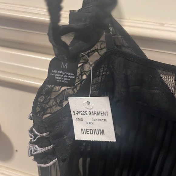 NWT Fantasies by Morgan Taylor babydoll slip w/thong. - Picture 4 of 9